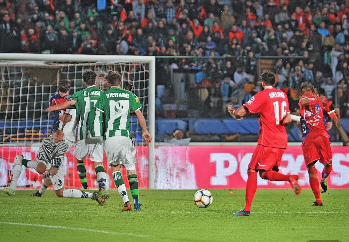 意甲激战：巴里VS巴勒莫战术对决及球员战力分析(图1)